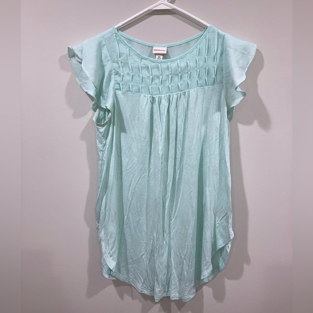 Merona Flowy Aqua Baby Blue Top XS Pleated Top Ruffle Short Sleeves